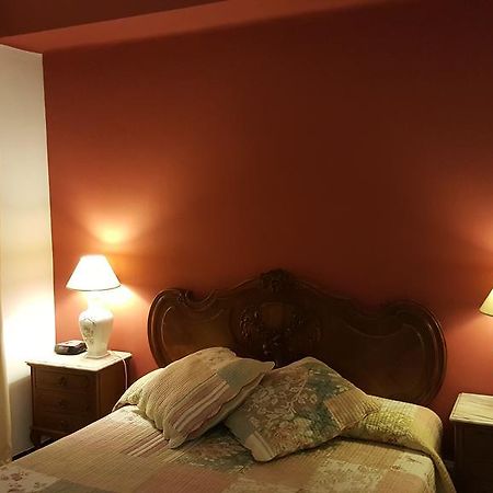 Hostal Residencia Catalina Паламос Экстерьер фото